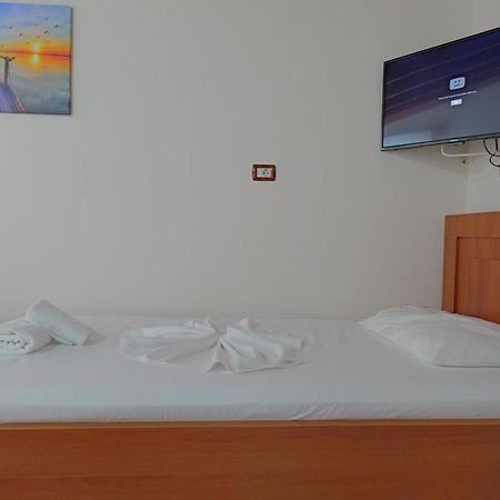 Arthur'S 4Apartments Borsh Extérieur photo