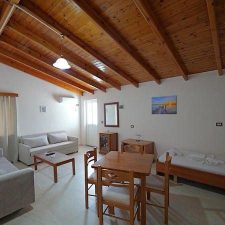 Arthur'S 4Apartments Borsh Extérieur photo